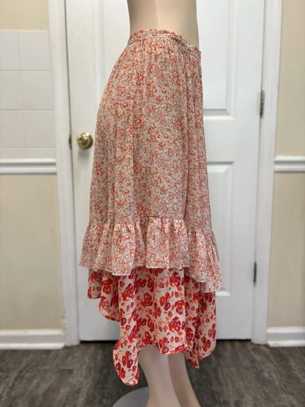 Free People Zuma Drippy Floral Handkerchief Ruffle Midi Skirt Size 6 Boho Prarie